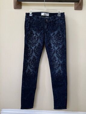 New Hollister flocked pattern jeans